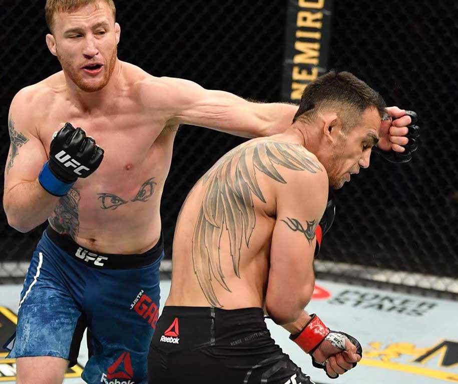 Lý giải về trận thua lép vế của Tony Ferguson